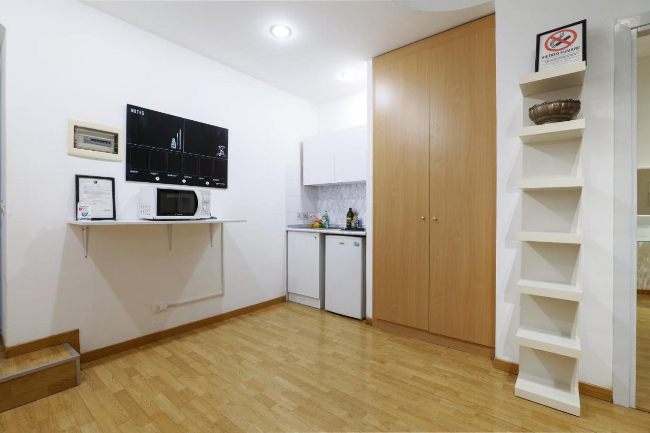 Luminoso Appartamento Con Balcone In Cadorna มิลาน ภายนอก รูปภาพ
